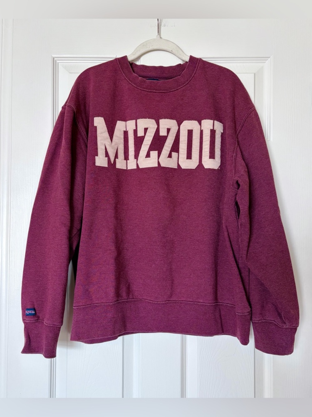 Jansport Mizzou Crewneck Sweatshirt in Maroon Color — Women’s Size Large